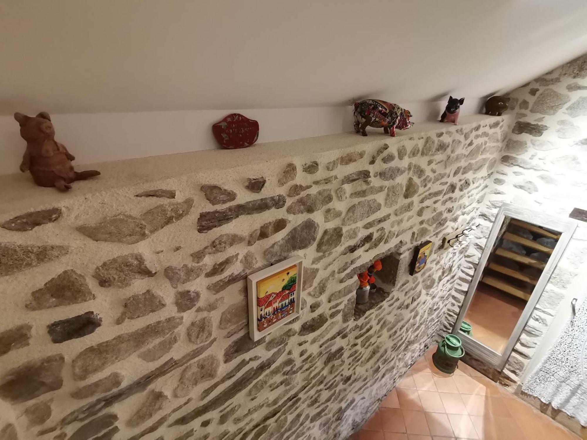 La Petite Porcherie Ladignac-le-Long Exteriör bild